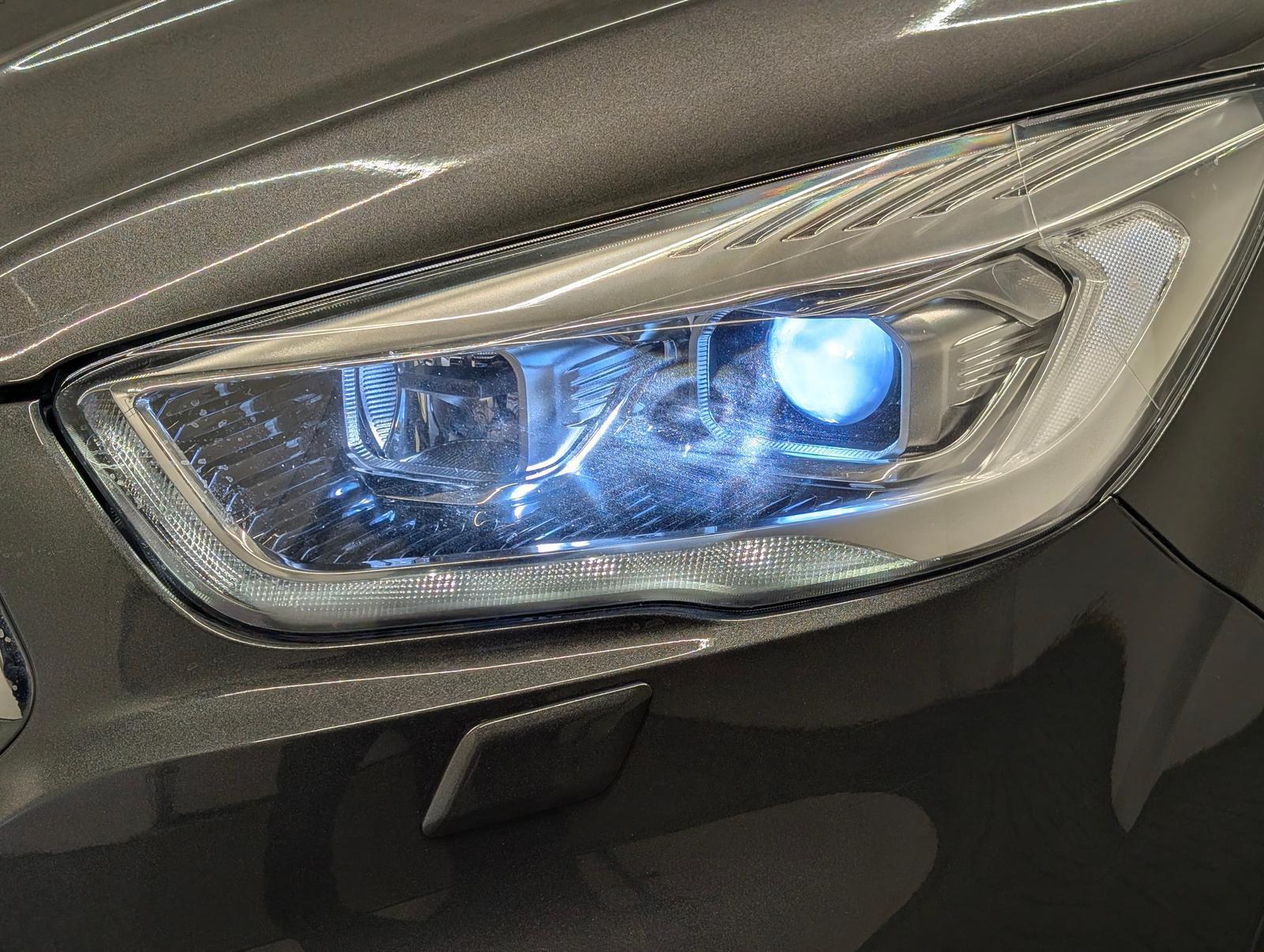 Ford Kuga Titanium AHK/el.Heck/Bi-Xenon/Kam/Navi/SHZ