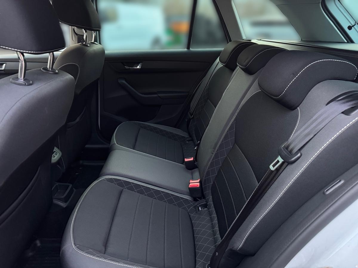 Skoda Fabia Combi 1.0 TSI Ambition LED+CARPLAY