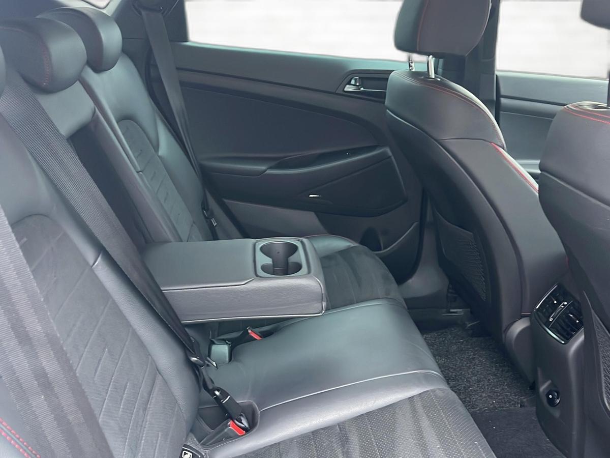 Hyundai Tucson 1.6 N-Line 2WD *LED*DSG*Navi*SHZ*LRH*