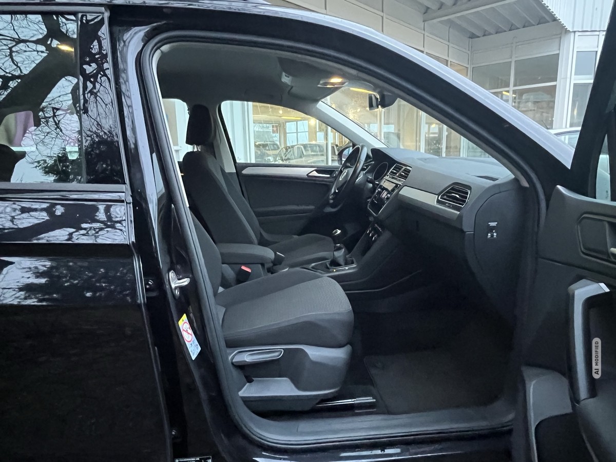 Volkswagen Tiguan 1.5 TSI TRENDLINE*73TKM*NAVI DISCOVER*CLIMATRONIC*PDC
