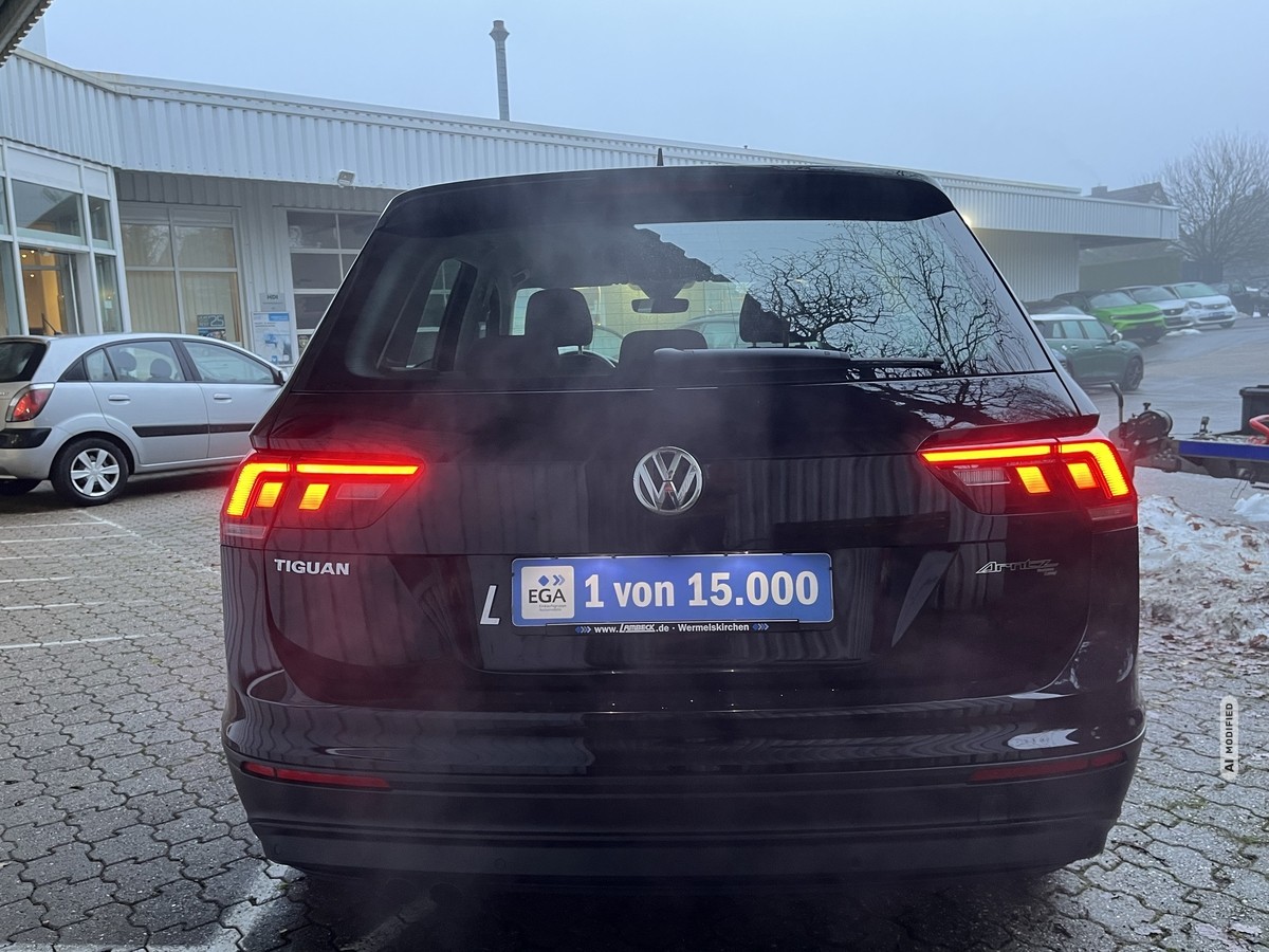 Volkswagen Tiguan 1.5 TSI TRENDLINE*73TKM*NAVI DISCOVER*CLIMATRONIC*PDC