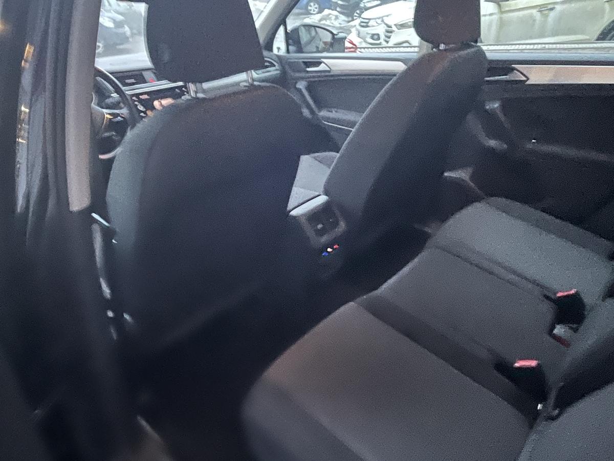 Volkswagen Tiguan 1.5 TSI TRENDLINE*73TKM*NAVI DISCOVER*CLIMATRONIC*PDC