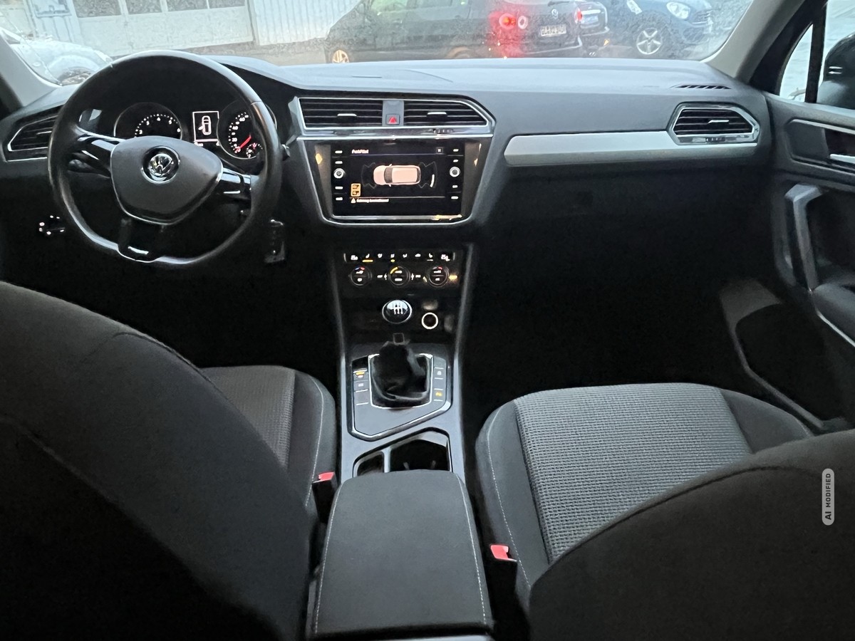 Volkswagen Tiguan 1.5 TSI TRENDLINE*73TKM*NAVI DISCOVER*CLIMATRONIC*PDC