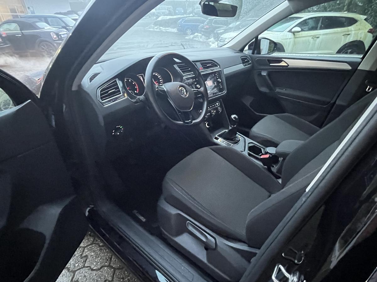 Volkswagen Tiguan 1.5 TSI TRENDLINE*73TKM*NAVI DISCOVER*CLIMATRONIC*PDC