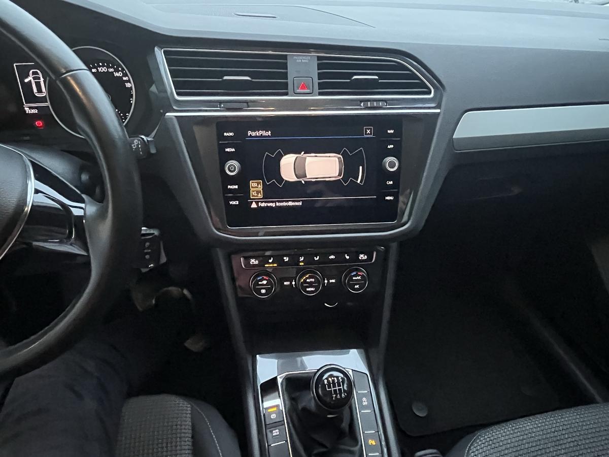 Volkswagen Tiguan 1.5 TSI TRENDLINE*73TKM*NAVI DISCOVER*CLIMATRONIC*PDC