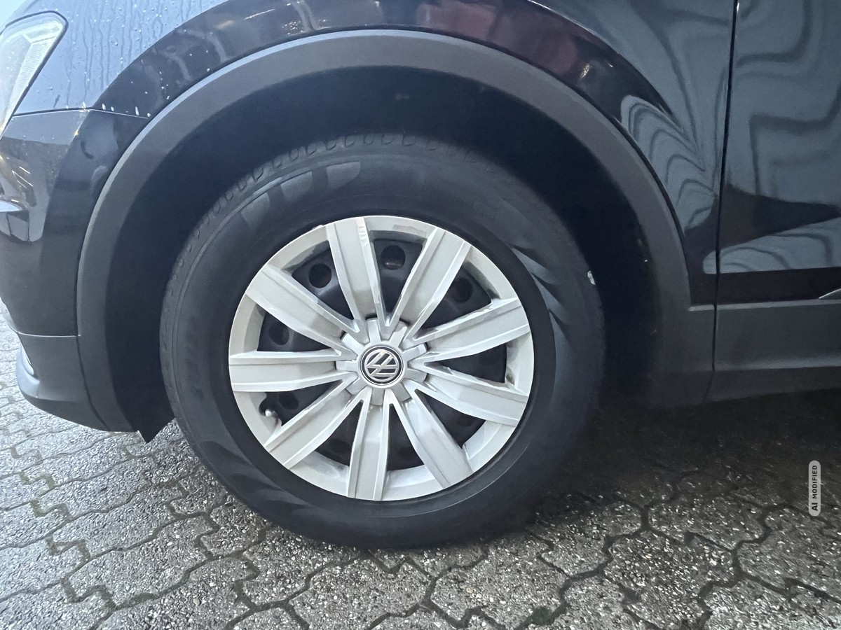 Volkswagen Tiguan 1.5 TSI TRENDLINE*73TKM*NAVI DISCOVER*CLIMATRONIC*PDC