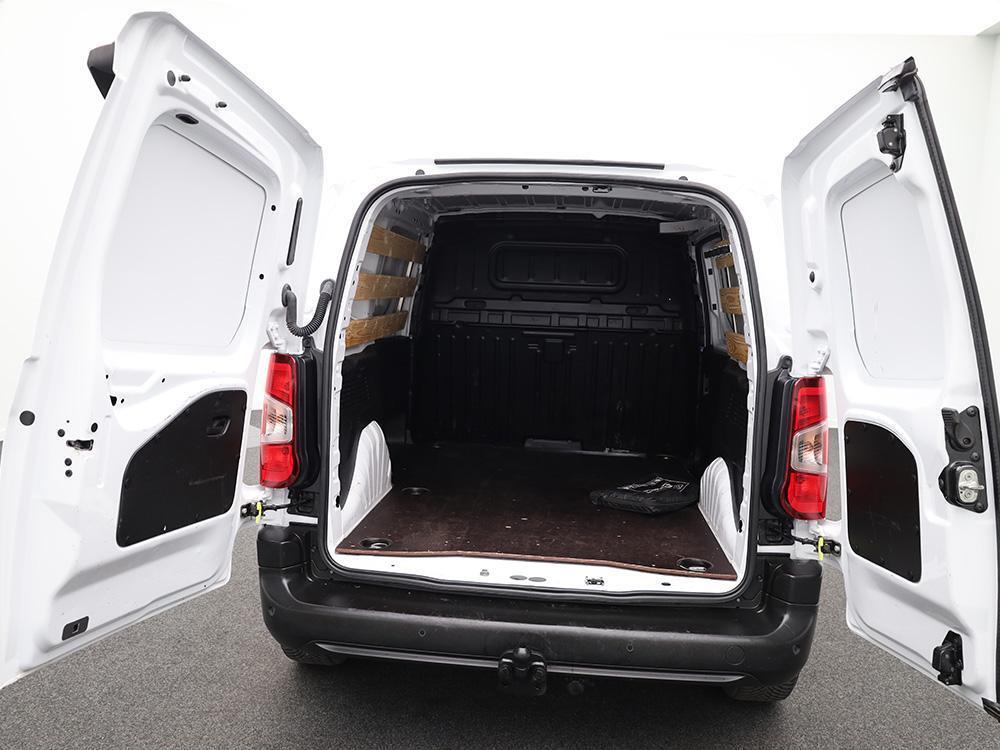 Peugeot Partner 1.5 BlueHDI 102PS NEUES MODELL 2-Sitzer AHK Klima Radio Apple CarPlay An