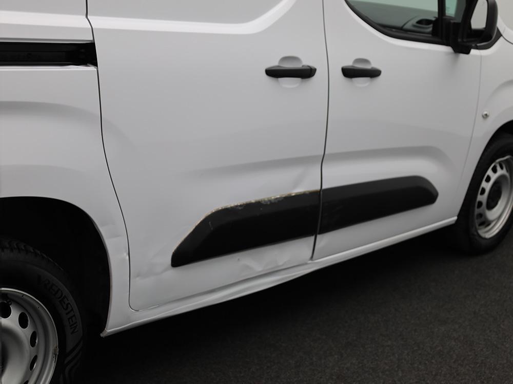 Peugeot Partner 1.5 BlueHDI 102PS NEUES MODELL 2-Sitzer AHK Klima Radio Apple CarPlay An