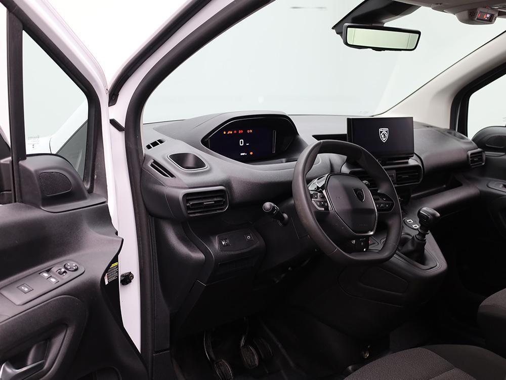 Peugeot Partner 1.5 BlueHDI 102PS NEUES MODELL 2-Sitzer AHK Klima Radio Apple CarPlay An