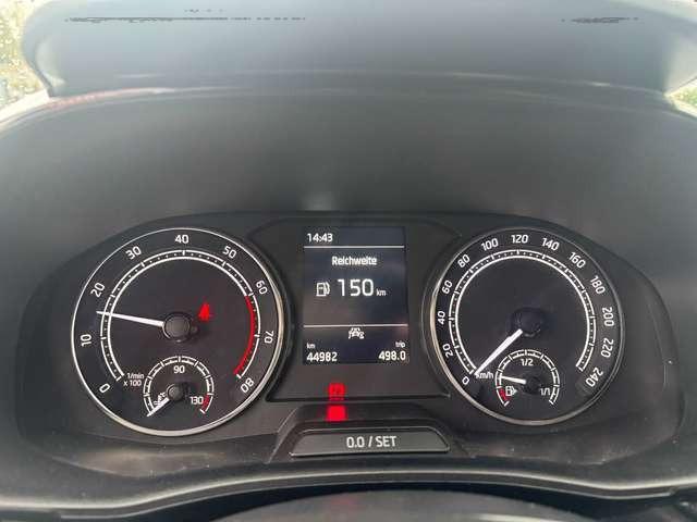 Skoda Fabia Ambition*KAMERA*CARPLAY*SITZ.HZ.*LED*TEMPOMAT*UVM