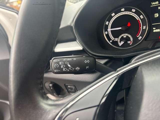 Skoda Fabia Ambition*KAMERA*CARPLAY*SITZ.HZ.*LED*TEMPOMAT*UVM