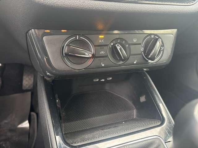 Skoda Fabia Ambition*KAMERA*CARPLAY*SITZ.HZ.*LED*TEMPOMAT*UVM