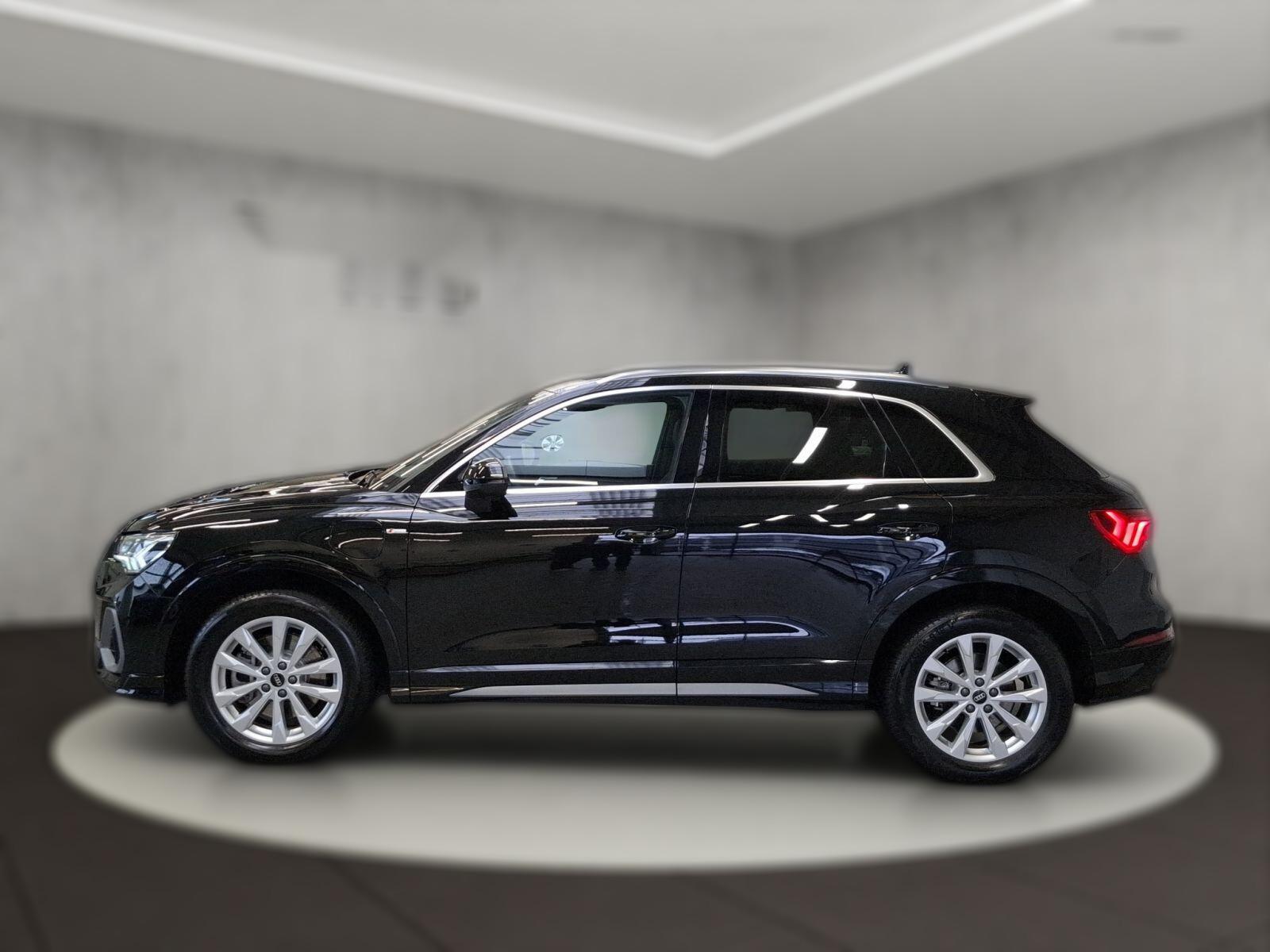 Audi Q3 S line 45 e 180(245) kW(PS) S tronic