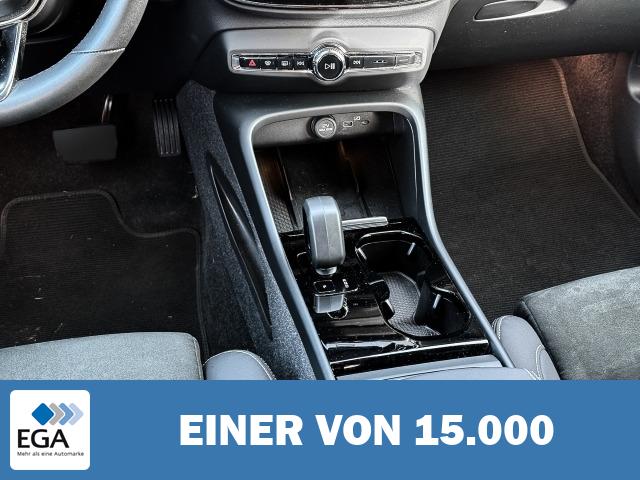 Volvo XC40 Plus Recharge Pure Electric 2WD StandHZG Digitales Cockpit Soundsystem LED 