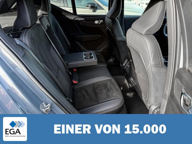 Volvo XC40 Plus Recharge Pure Electric 2WD StandHZG Digitales Cockpit Soundsystem LED 