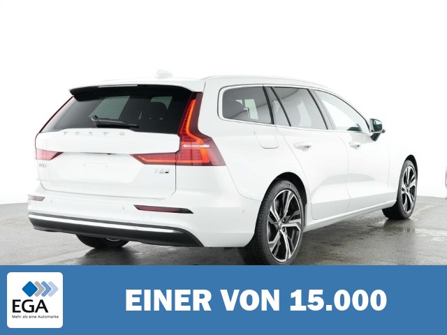 Volvo V60 Kombi Plus Bright Recharge Plug-In Hybrid AWD StandHZG Digitales Cockpit Mem
