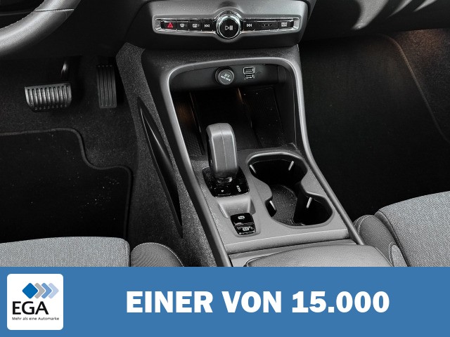 Volvo XC40 Core 2WD Navi Digitales Cockpit Soundsystem LED Sperrdiff. El. Heckklappe A