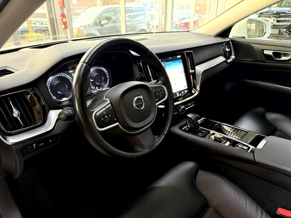 Volvo V60 T6 AWD Inscription LED Pano 360 HUD H&K