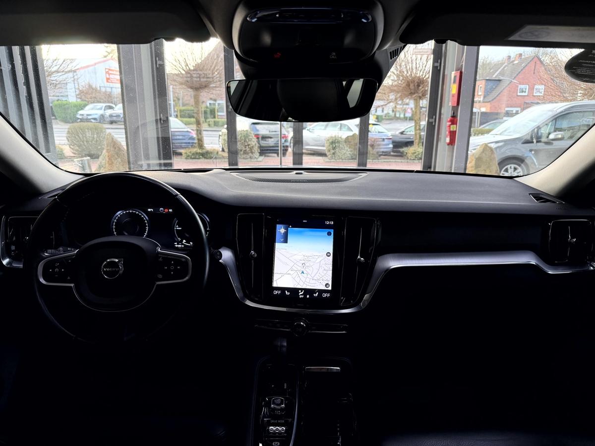 Volvo V60 T6 AWD Inscription LED Pano 360 HUD H&K