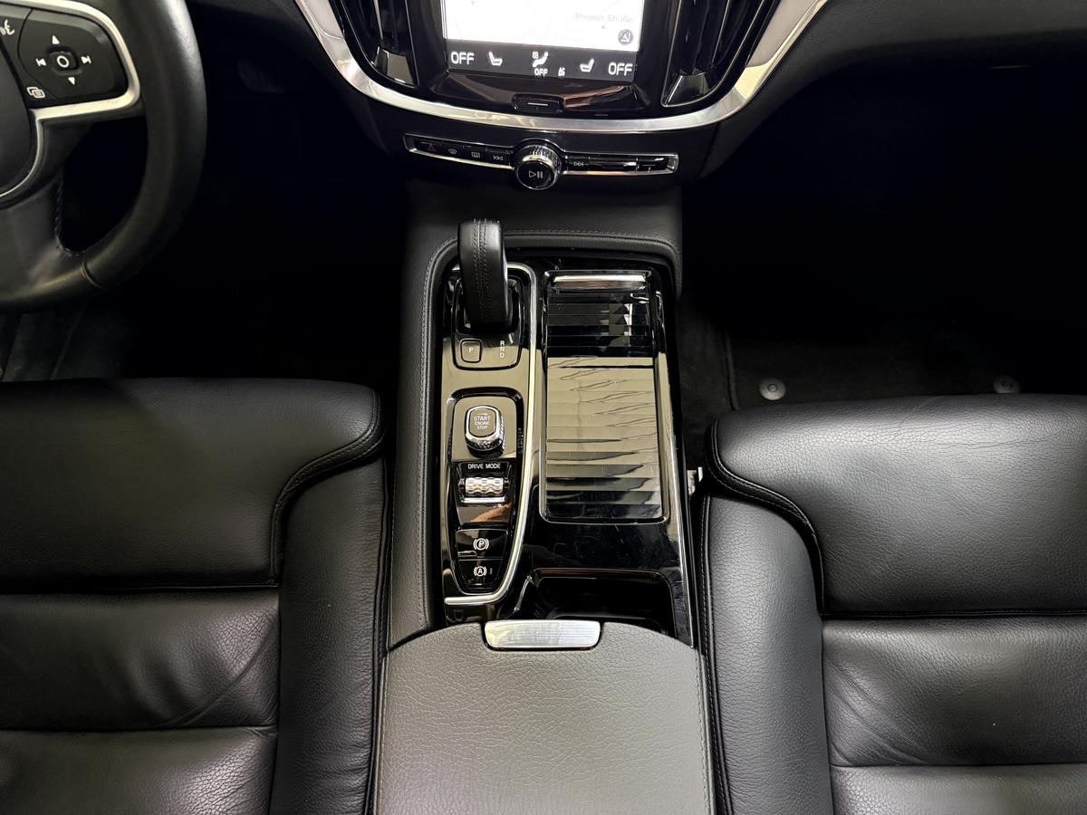 Volvo V60 T6 AWD Inscription LED Pano 360 HUD H&K