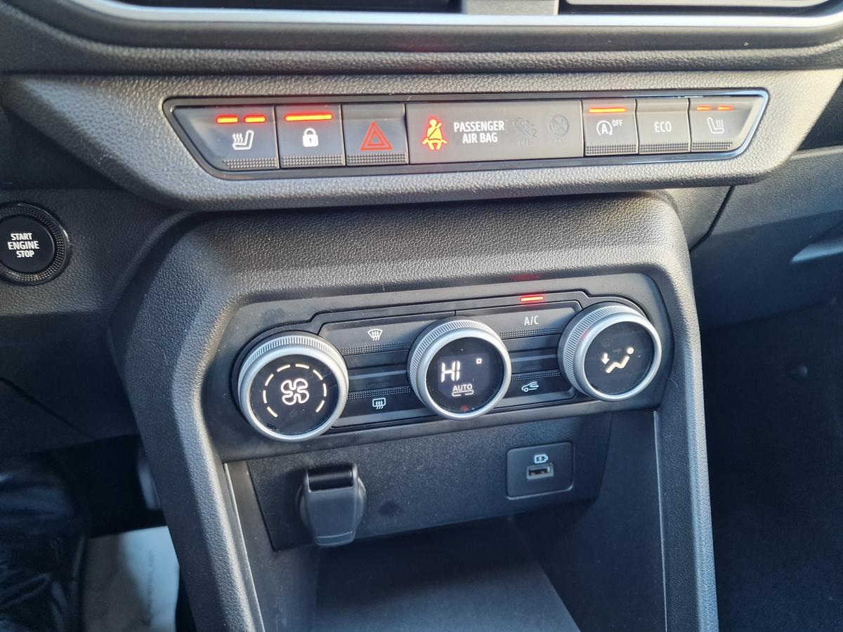 Dacia Sandero  Stepway Express+*Navi*LED*Sitzh.*1.Hand