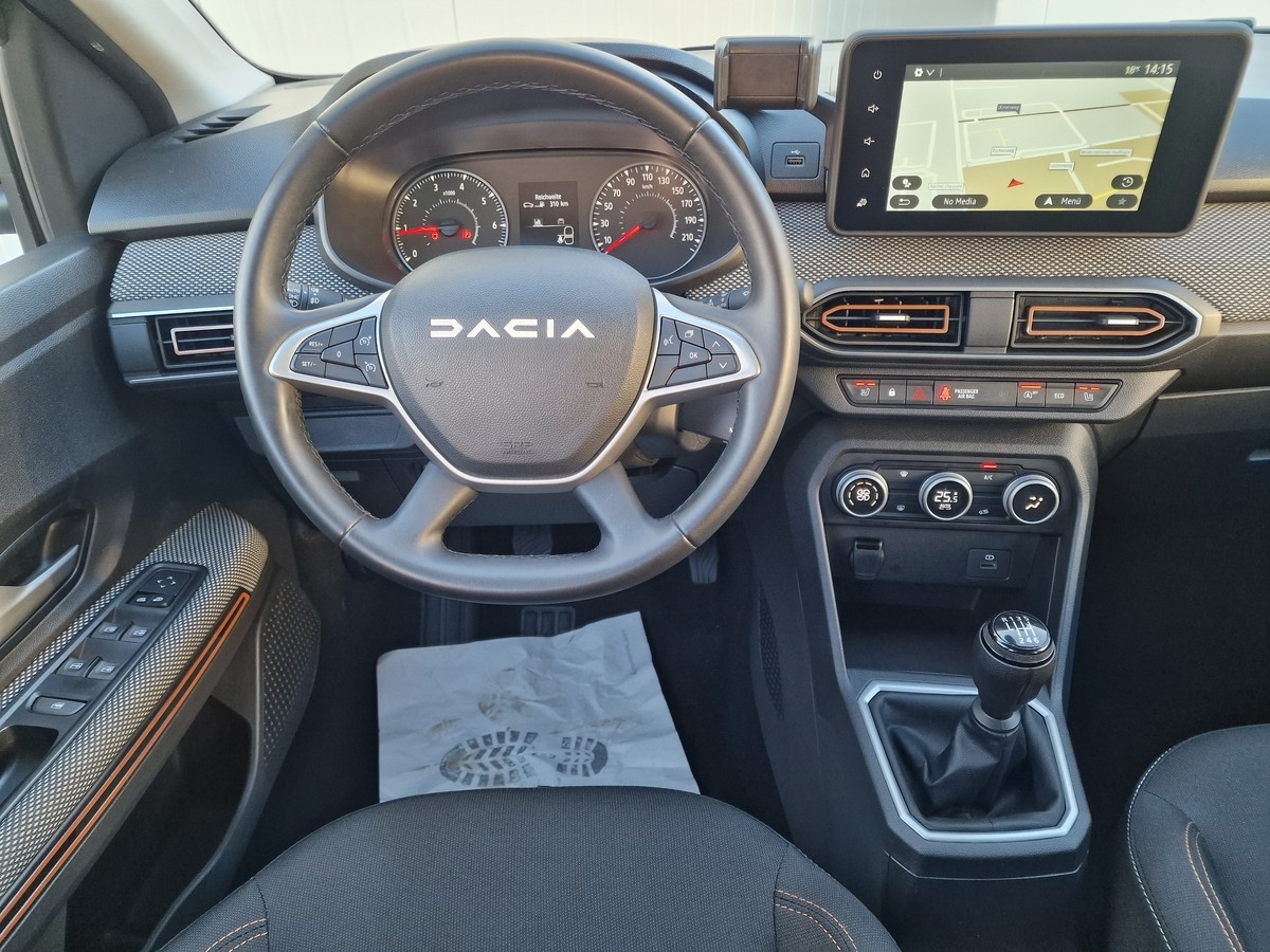 Dacia Sandero Stepway*110 PS*Navi*LED*Sitzh.*1.Hand*PDC