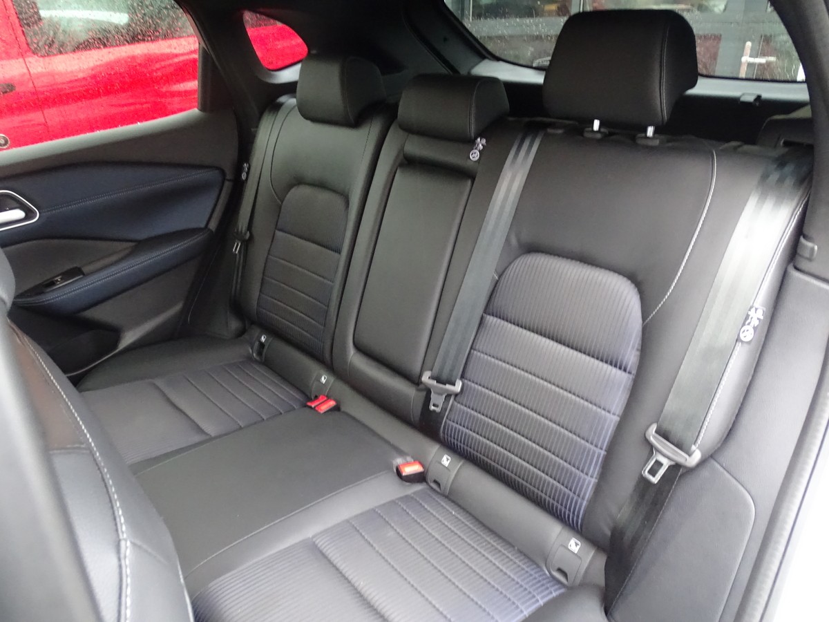 Nissan Qashqai 1.3 DIG-T MHEV Tekna