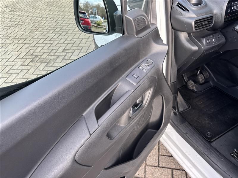 Opel Combo 1.2 Turbo Basis*SCHIEBETÜR L+R / ALLWETTER*KAMERA*