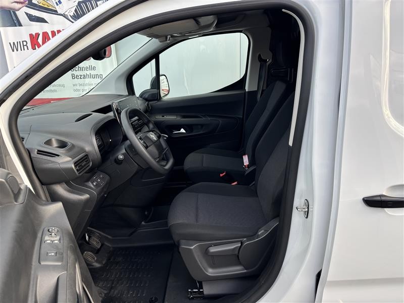 Opel Combo 1.2 Turbo Basis*SCHIEBETÜR L+R / ALLWETTER*KAMERA*