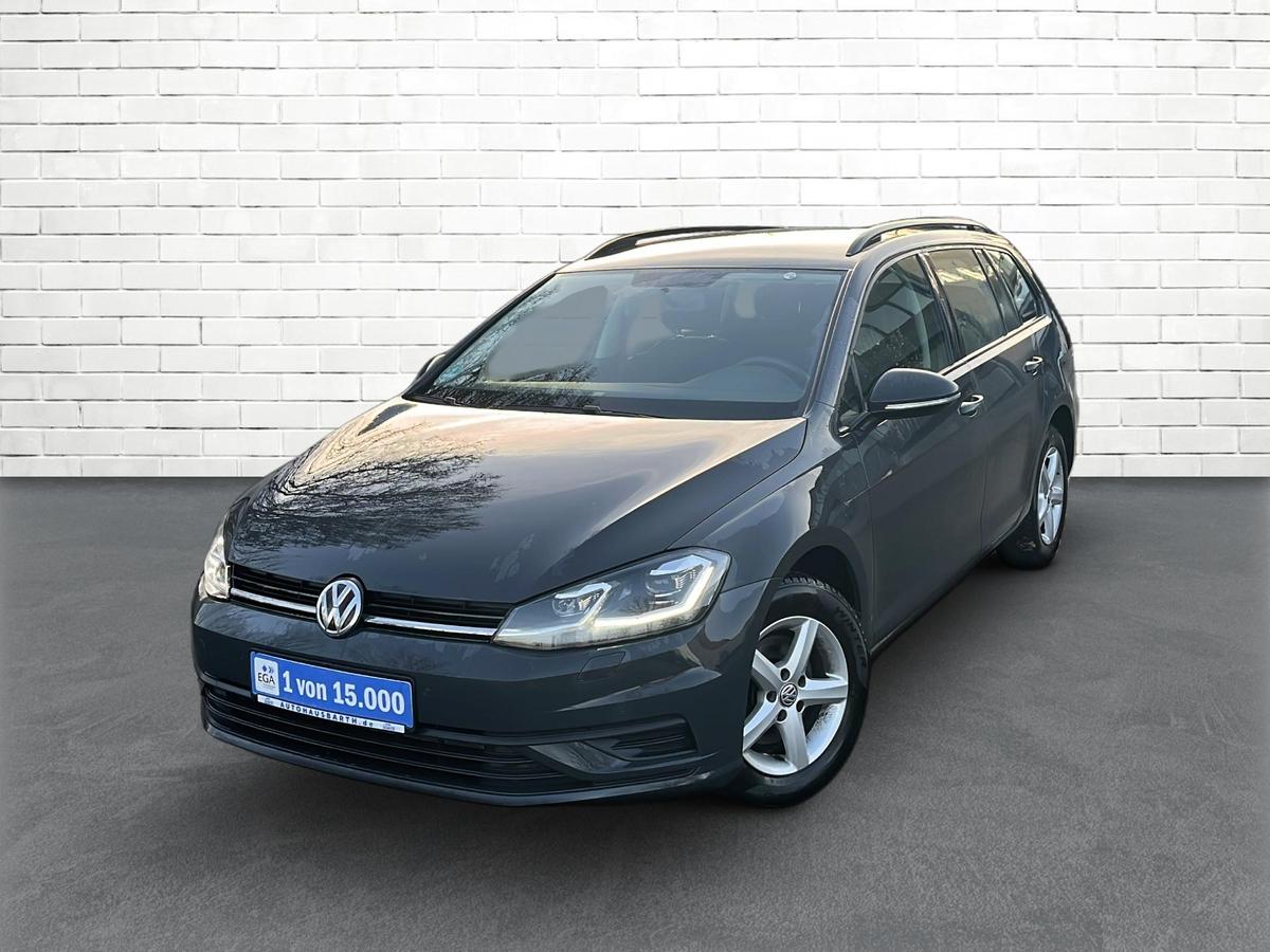 Volkswagen Golf VII 1.6 TDI LED* NAVI* SHZ* PDC* 