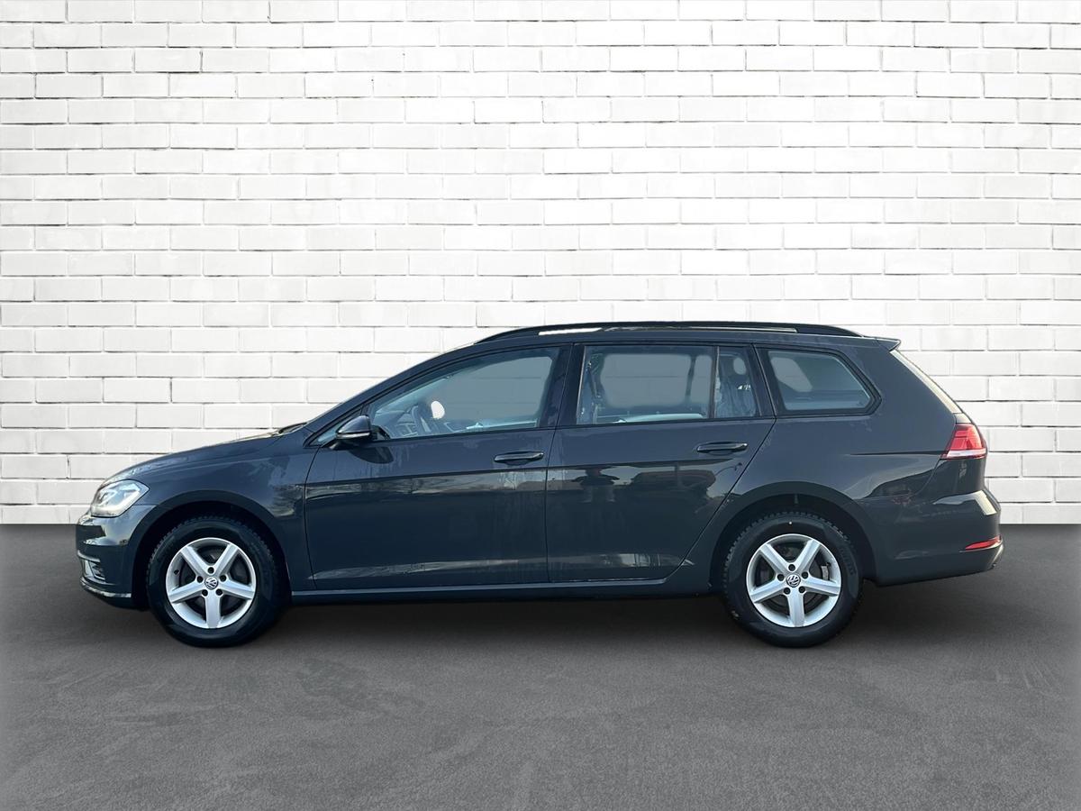 Volkswagen Golf VII 1.6 TDI LED* NAVI* SHZ* PDC* 