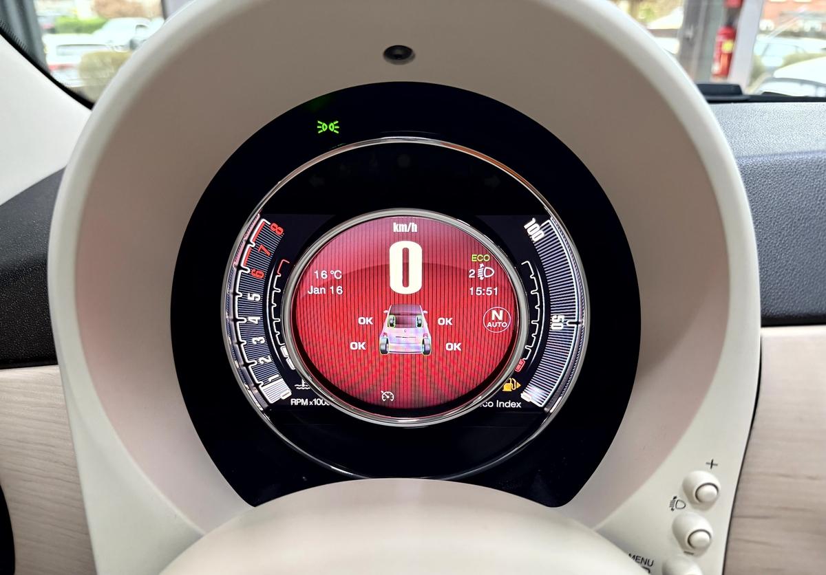 Fiat 500C 1.2 8V DolceVita S&S Navi PDC Klima Temp