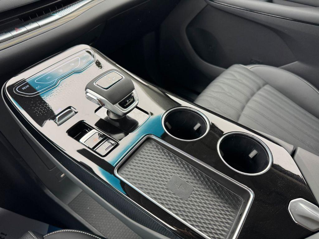 DFSK Forthing 5 Forthing 9 HEV* 1.5T*AT*PANO* 360° CAM*7 SITZE*>> 0% << Anzahlung