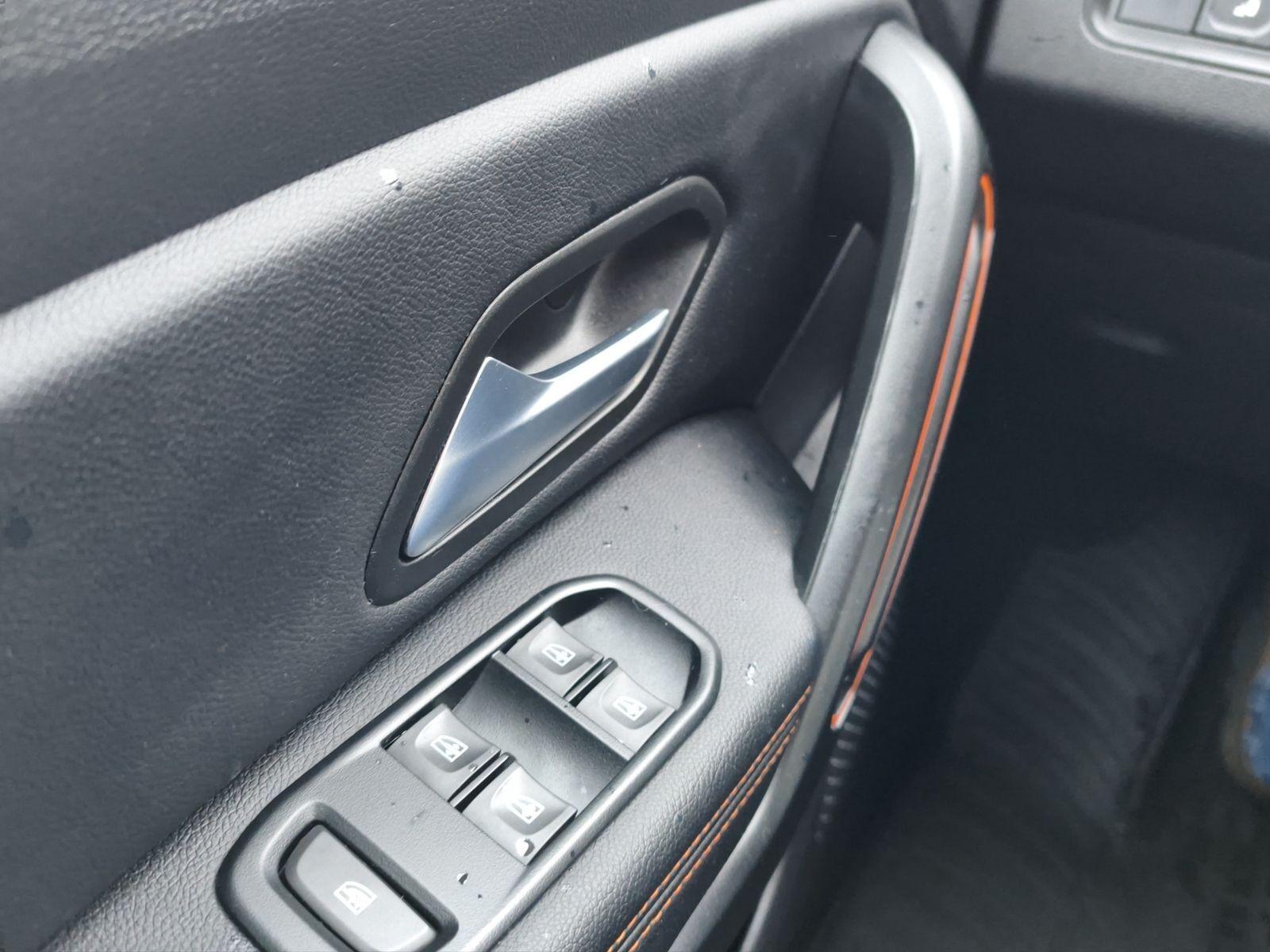 Dacia Duster II Extreme/Navi/360°/SHZ/17