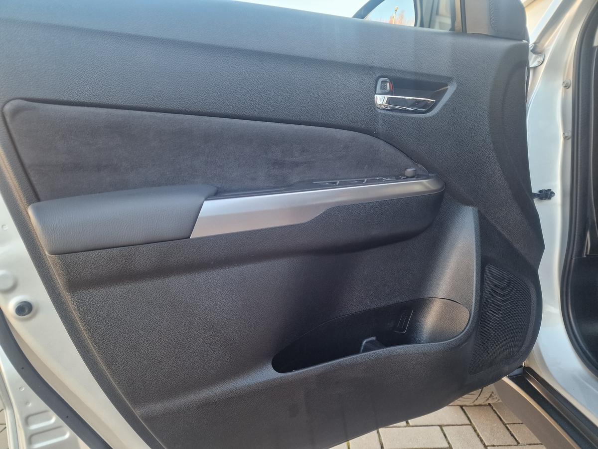 Suzuki Vitara *Navi*LED*R-Cam*Pano*ACC*Sitzheiz.* Comfort+