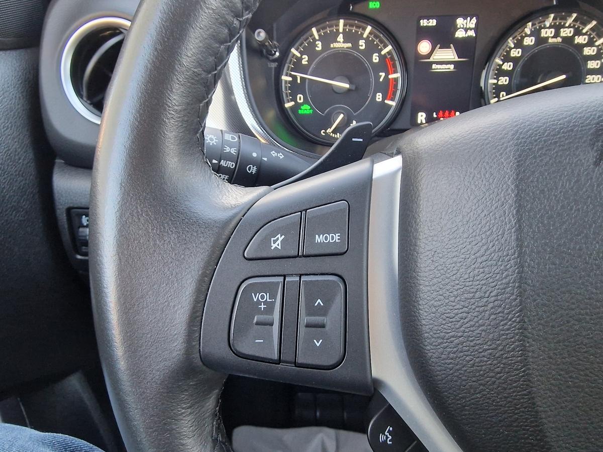 Suzuki Vitara *Navi*LED*R-Cam*Pano*ACC*Sitzheiz.* Comfort+