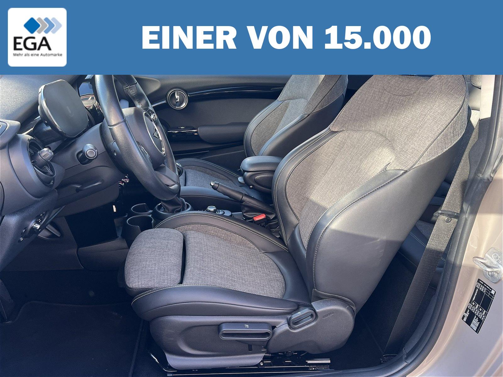 MINI ONE Classic Trim LED Navi Sport SHZ PDC