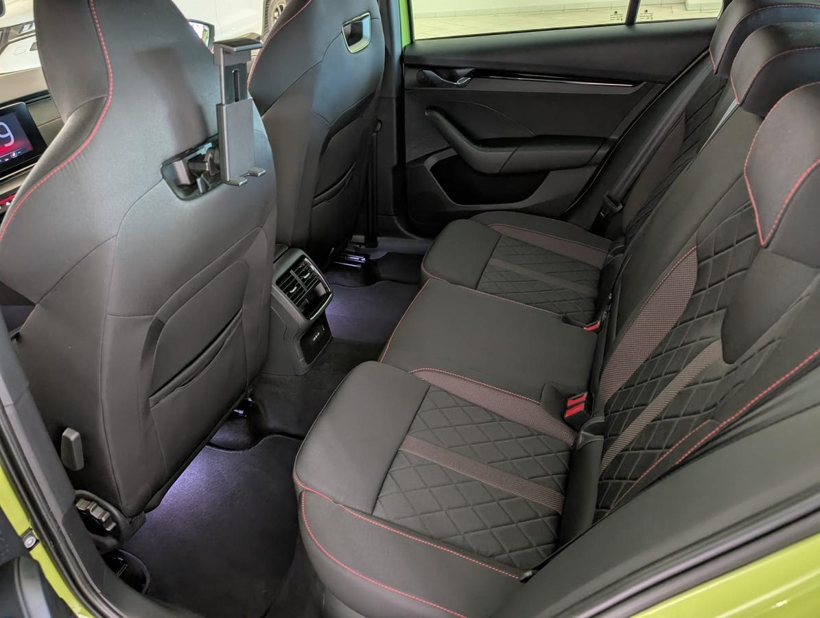 Skoda Octavia Combi RS 1.4 i.V. Head-Up AHK Garantie DCC