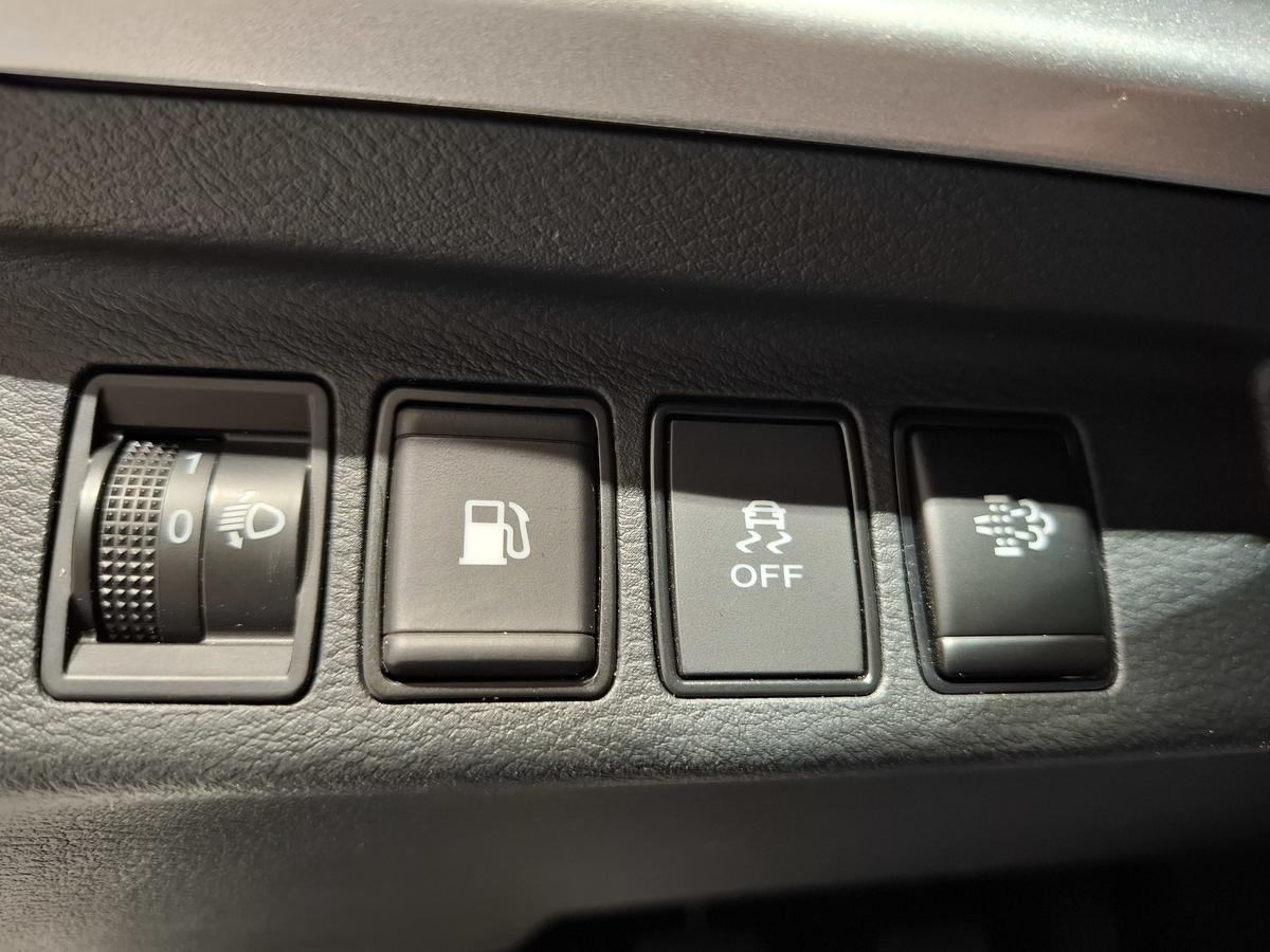 DFSK Rich 6 2.3 4x4 Pickup Navigation APP AT