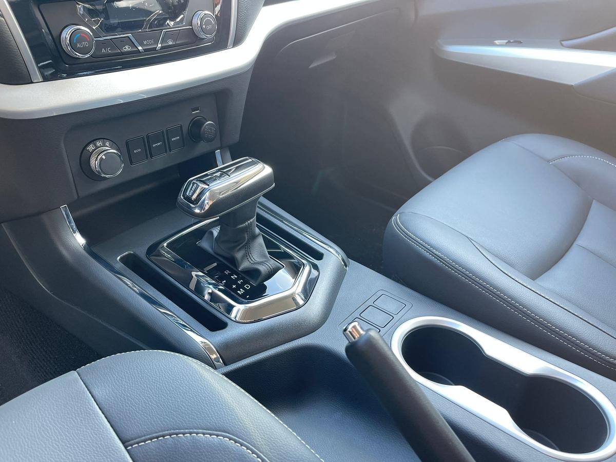 DFSK Rich 6 2.3 4x4 Pickup Navigation APP AT