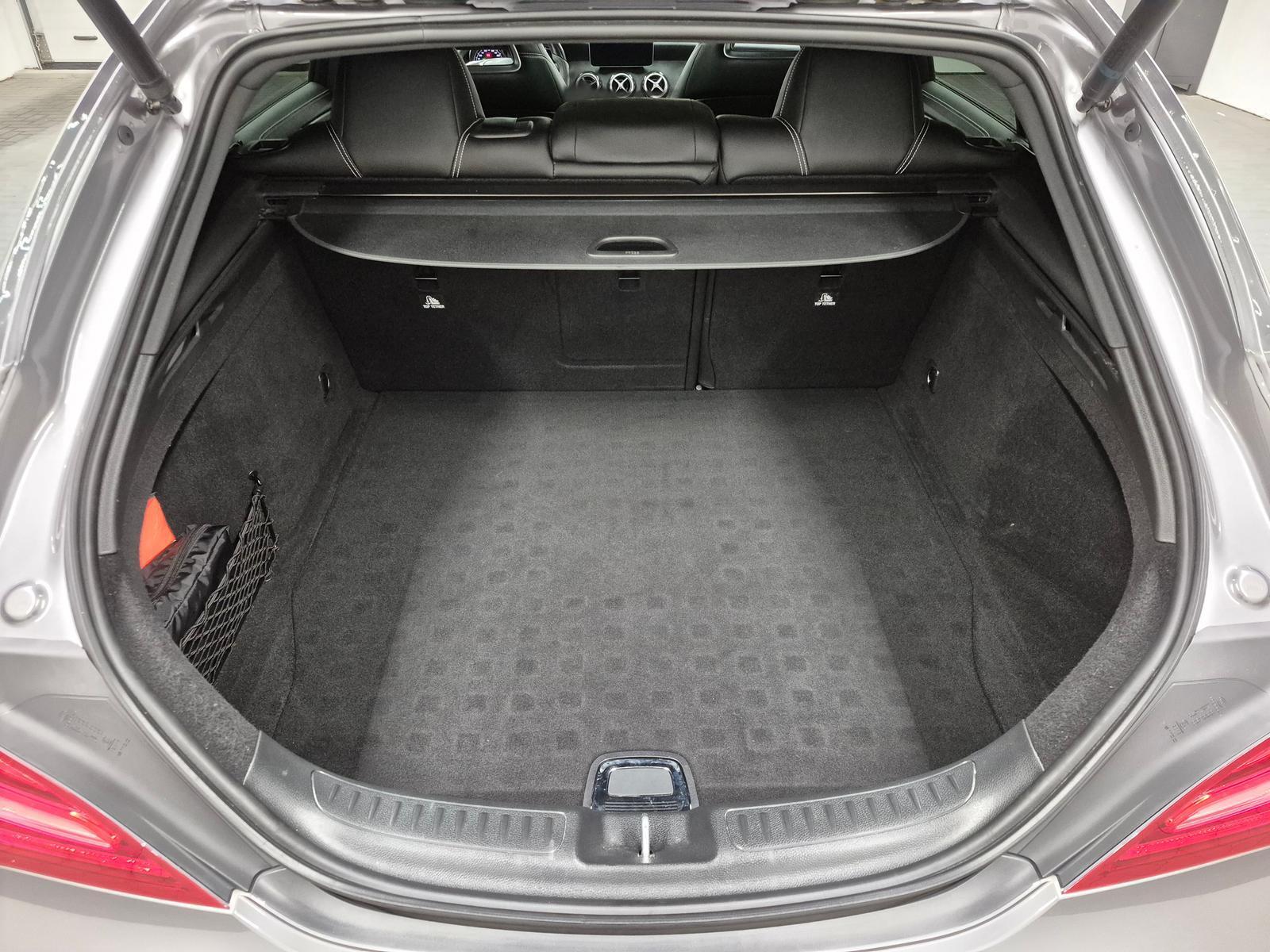 Mercedes-Benz CLA 200 Shooting Brake CLA 200 SB AMG-Line LED/Navi/SHZ/Kam/Pano/18-LM