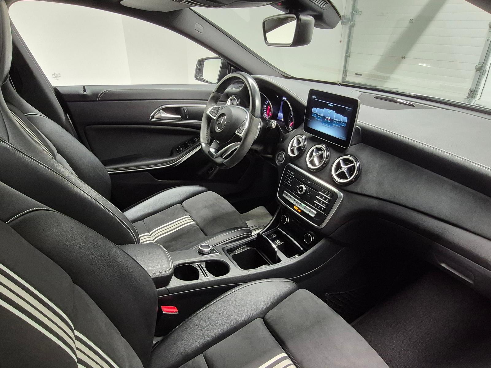 Mercedes-Benz CLA 200 Shooting Brake CLA 200 SB AMG-Line LED/Navi/SHZ/Kam/Pano/18-LM