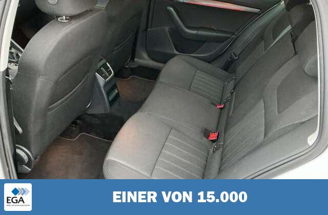 Skoda Octavia Combi Style LED NAVI KESSY el. Heckklappe 8fach...