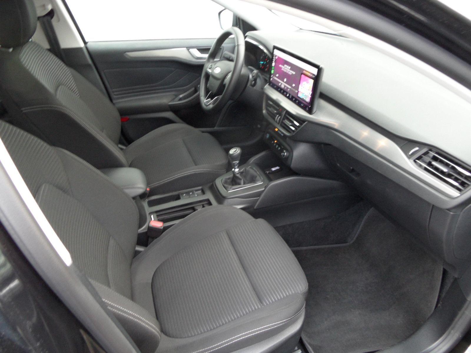 Ford Focus 1,0 Turnier Titanium+Navi-SYNC4+Sitzhzg.