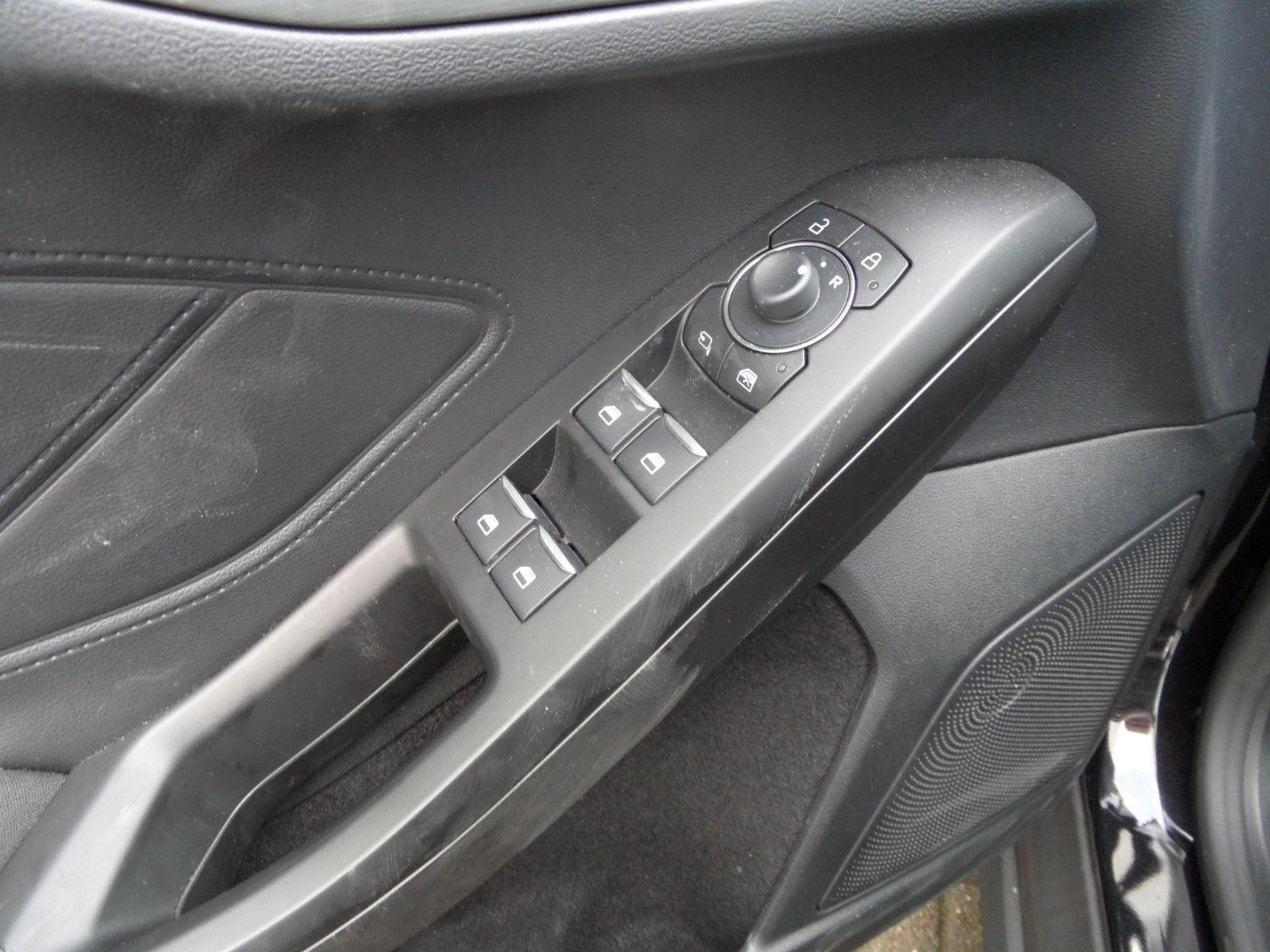 Ford Focus 1,0 Turnier Titanium+Navi-SYNC4+Sitzhzg.