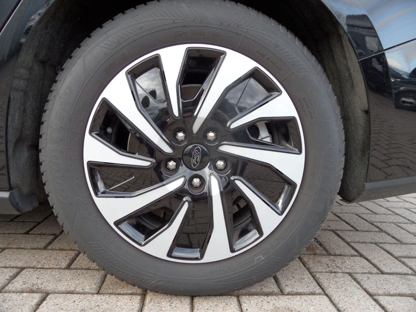 Ford Focus 1,0 Turnier Titanium+Navi-SYNC4+Sitzhzg.