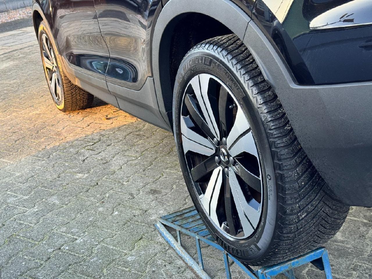 Volvo C40 Core Recharge Pure Electric 2WD