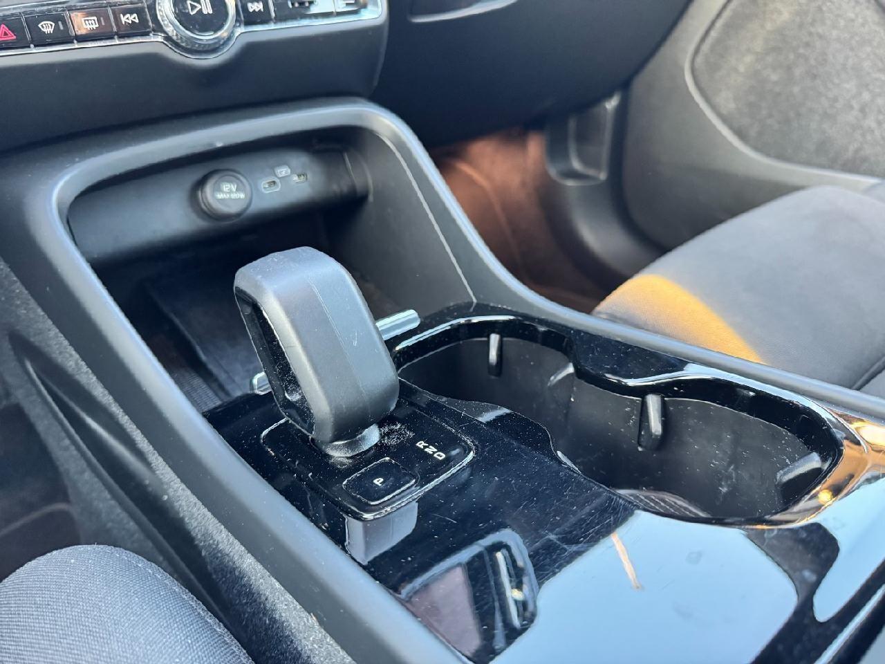 Volvo C40 Core Recharge Pure Electric 2WD