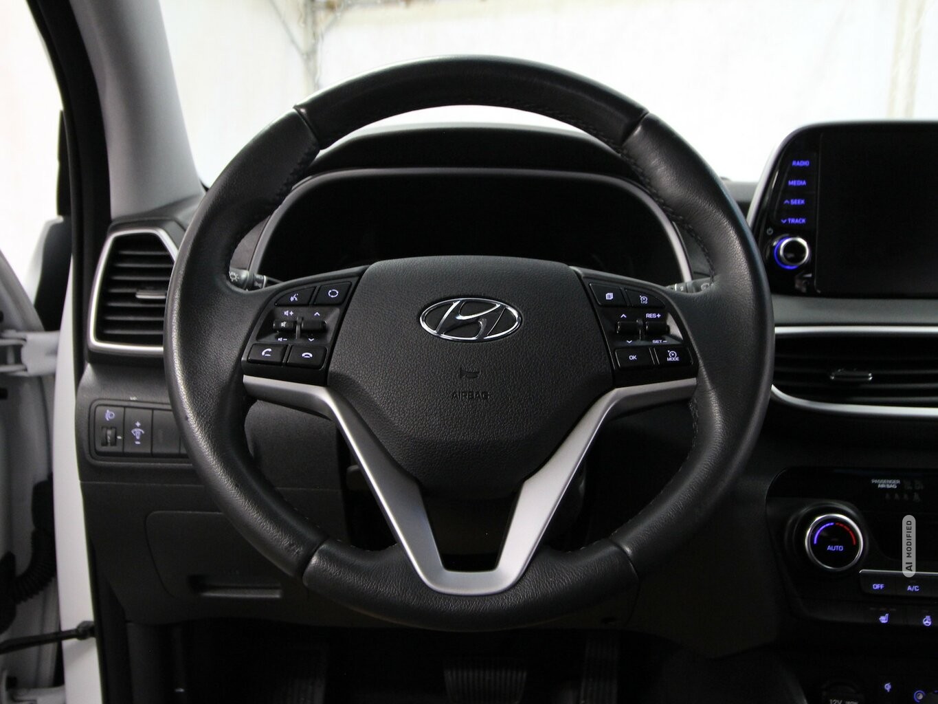 Hyundai Tucson 1.6 CRDi DPF 2WD 7-DCT LED+NAVI+KAMERA...