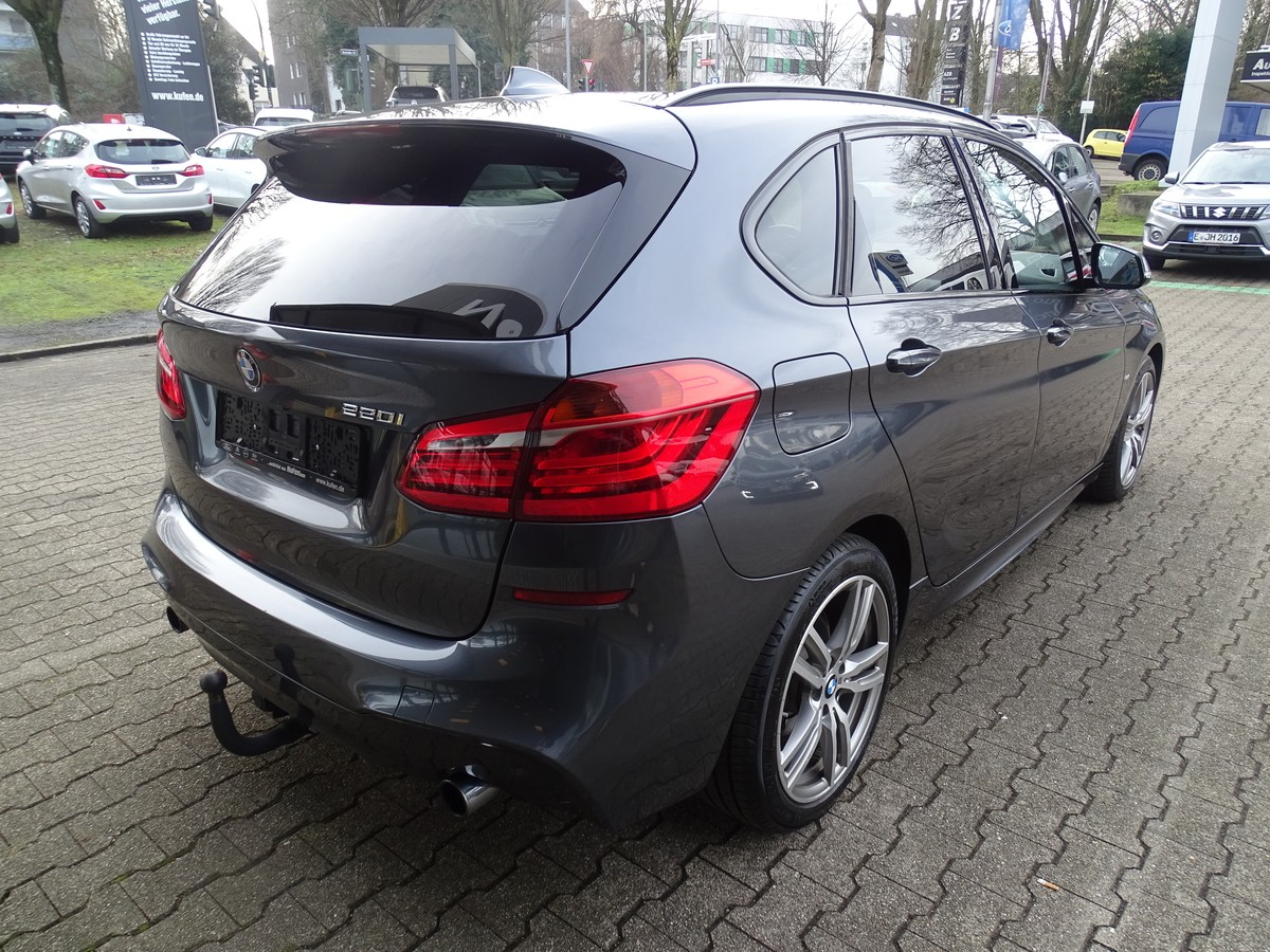 BMW 220 Active Tourer2er - 220i Active Tourer 